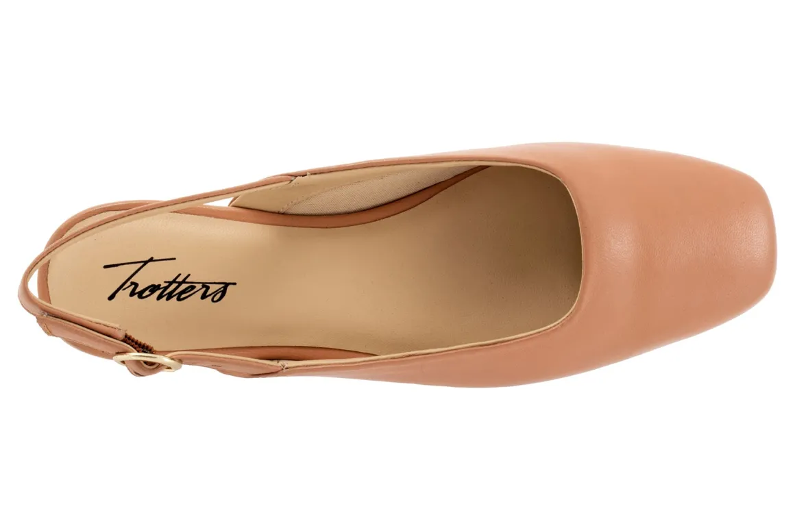 Trotters Holly
