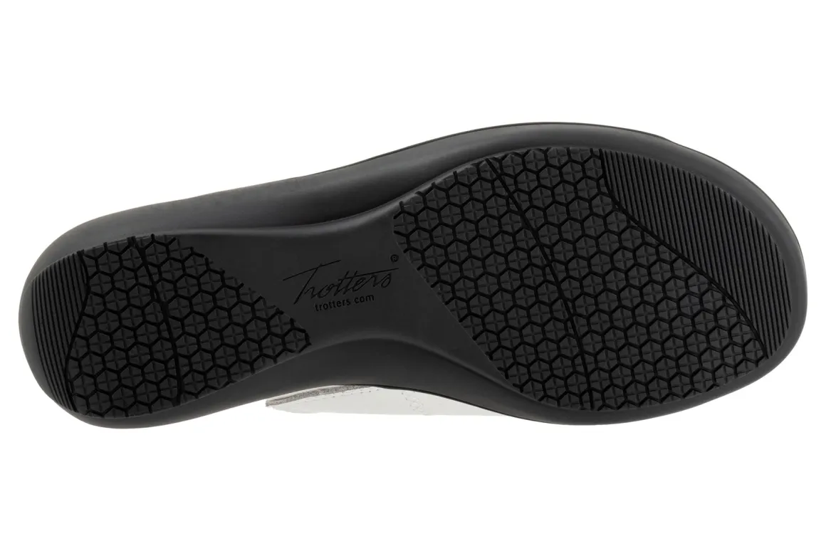Trotters Ruthie Stitch