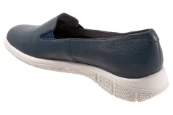 Trotters Universal